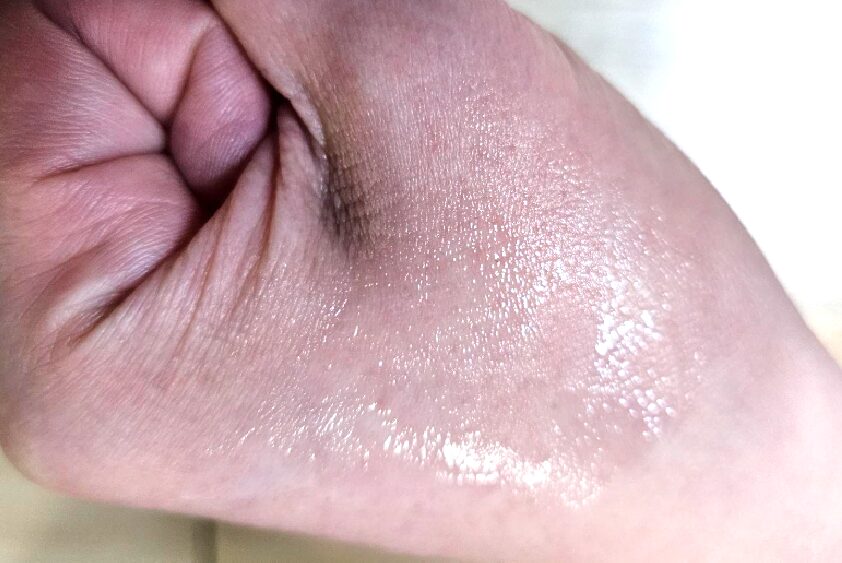 OHUIエマルジョン 使用後 塗り込んだ後 なじみ