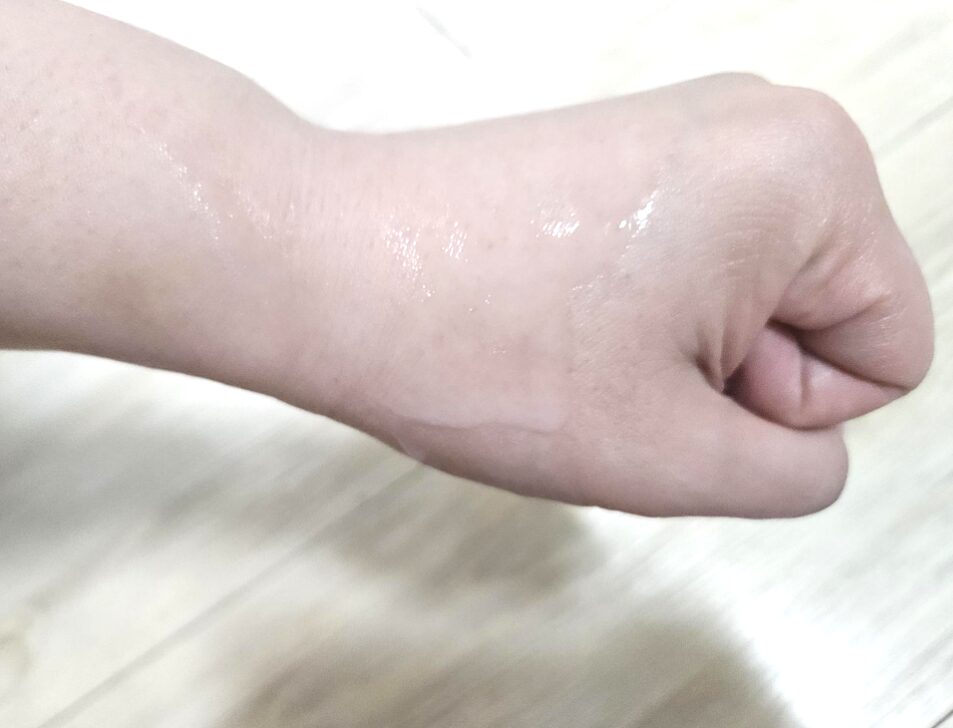 SACHAJUAN リーブインコンディショナー 使用前 テクスチャー