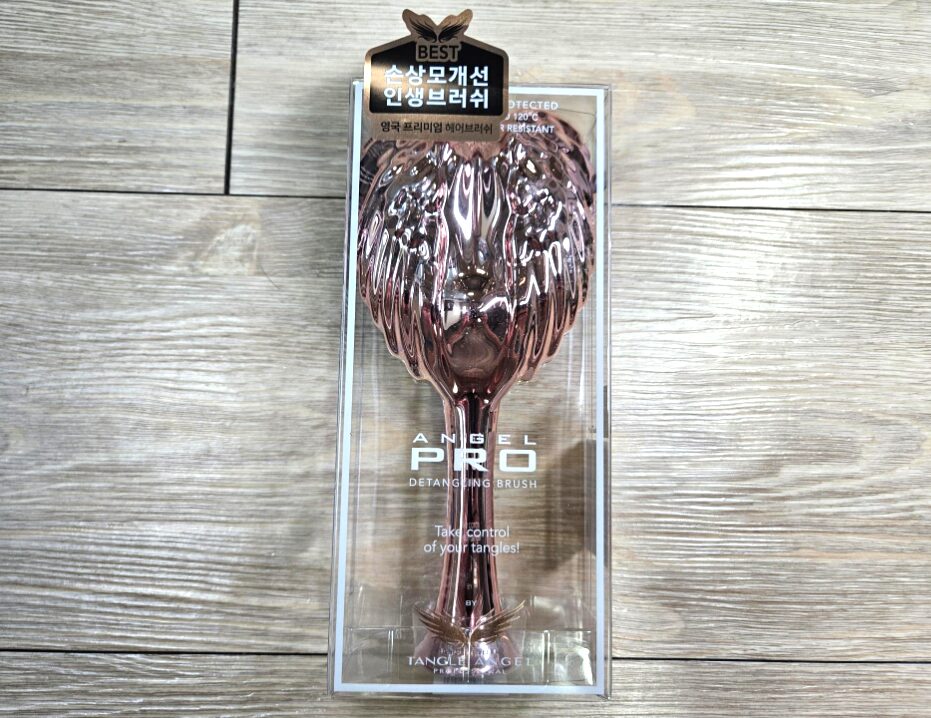 tangle-angel-pro-detangling-brush-package