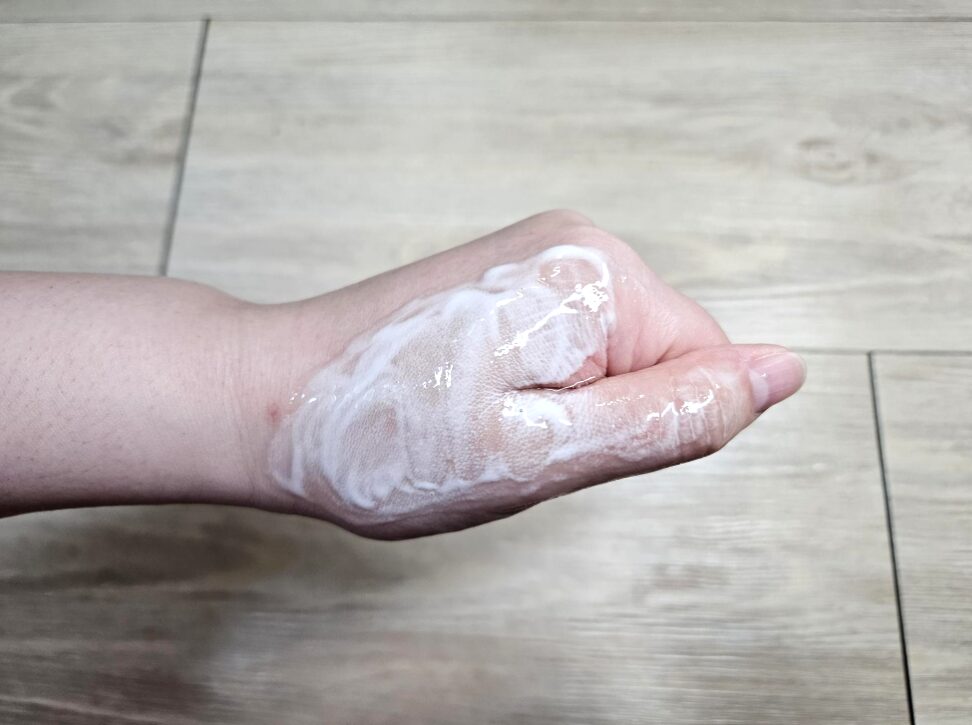 ts-bd-shampoo-texture-after-lathering-foam